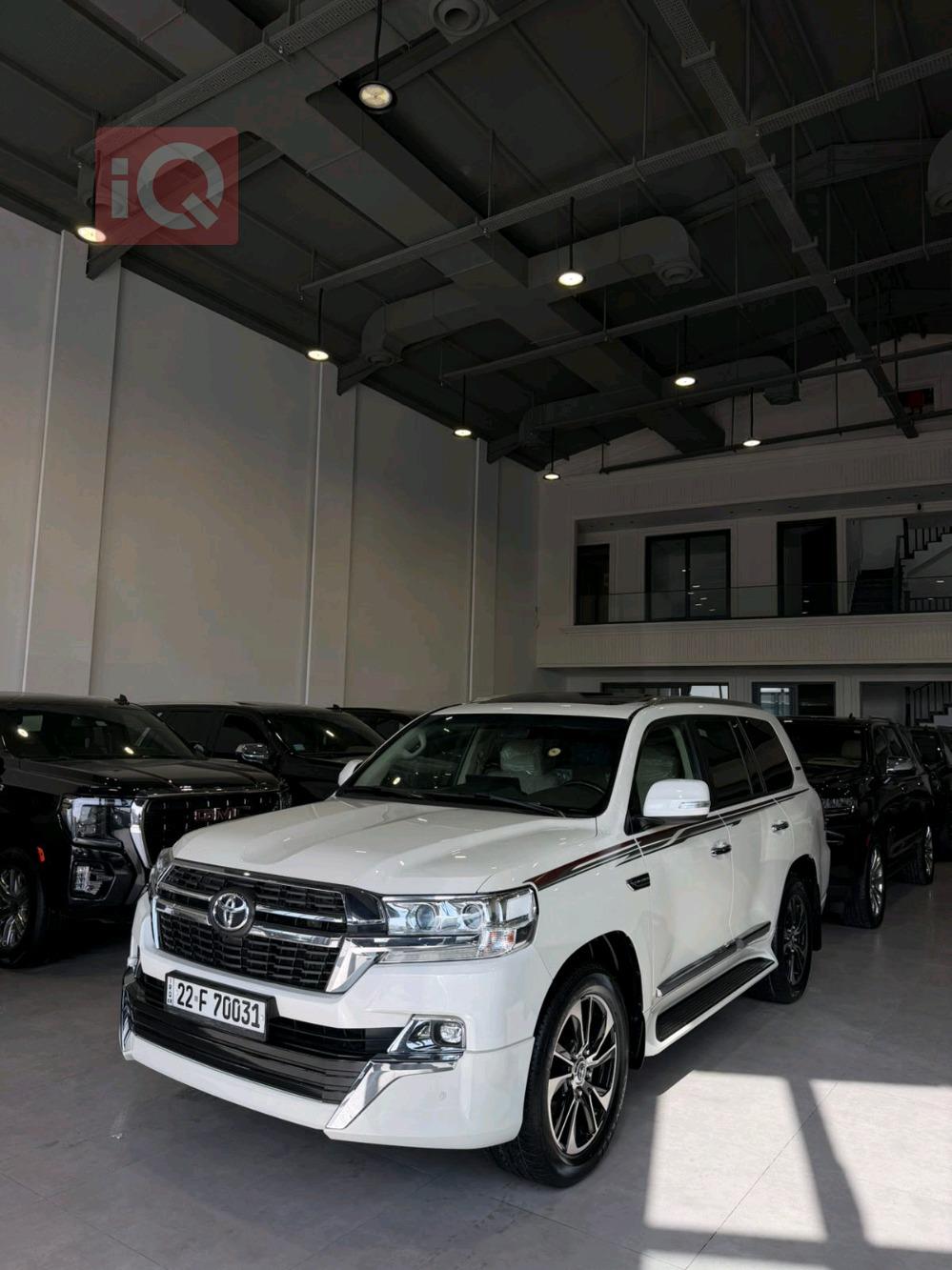 تويوتا لاندكروزر